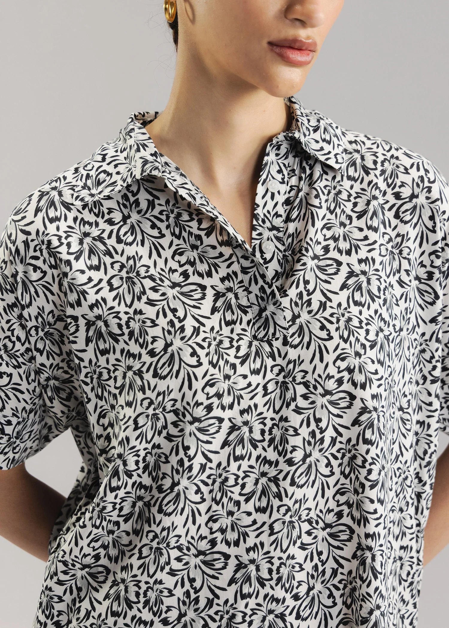 Printed Button-Up Shirt- WS26-43 - Image 2