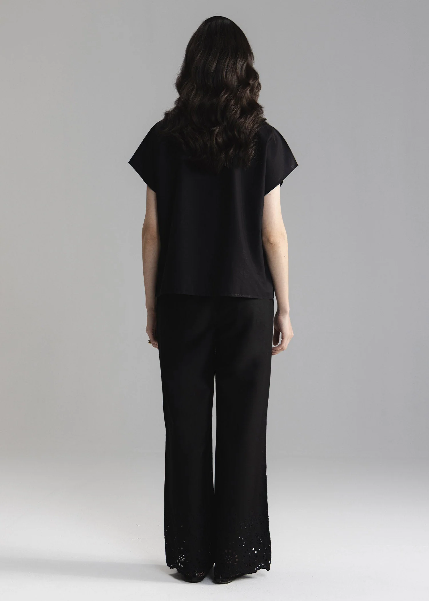 Schiffli Button Down Shirt- WS26-90 - Image 5