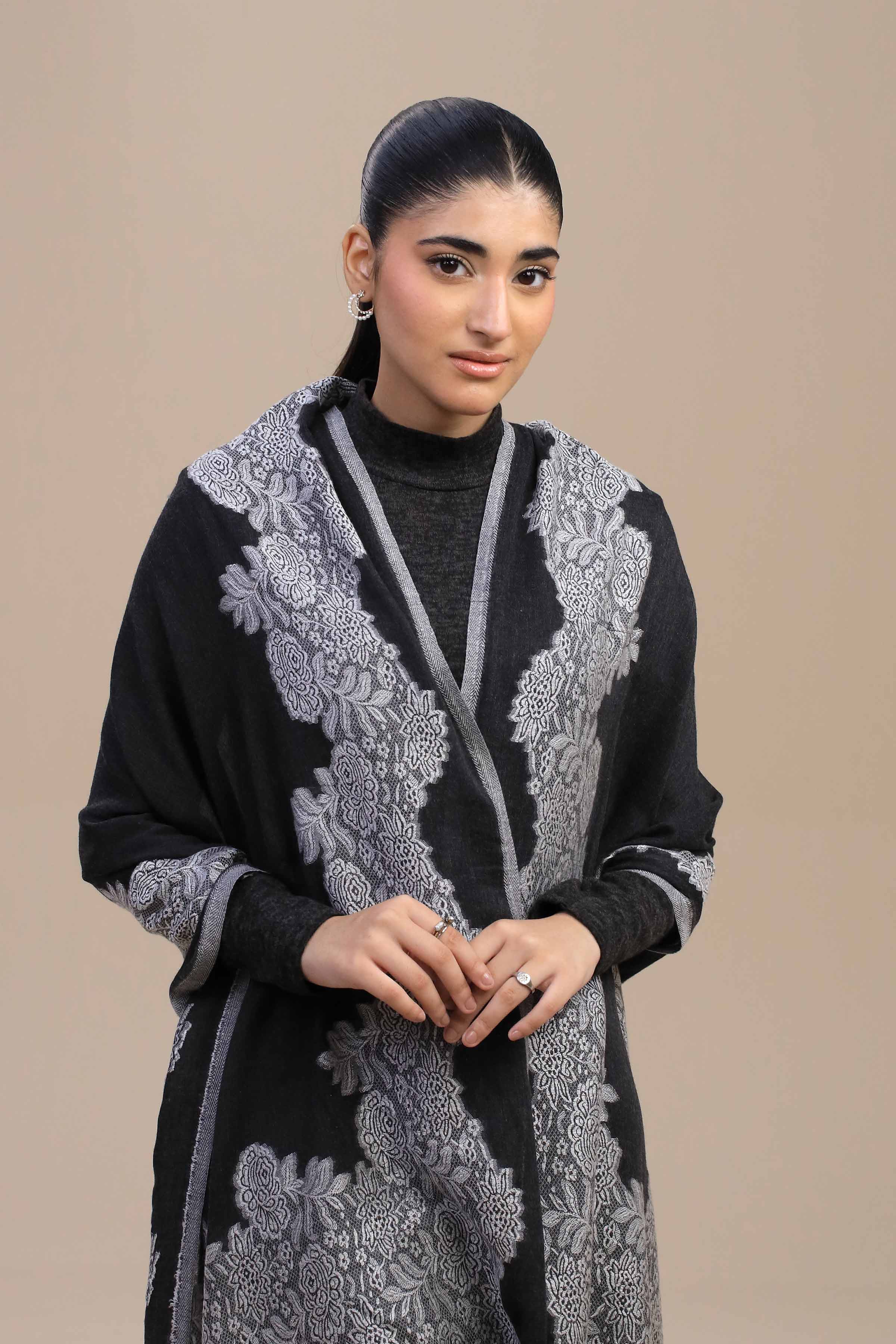 Black Women Shawl-446752103 - Image 2